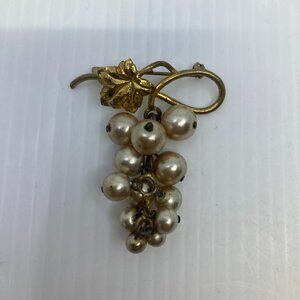 Vtg grape wine brass lucite faux pearl dangle brooch